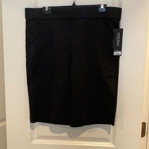 Liverpool pull on shorts